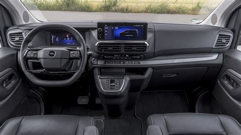 Interni Opel Zafira con display multifunzione