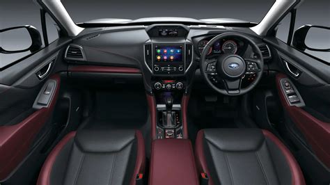 Subaru Forester STI Sport interni