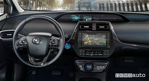 Navigatore satellitare Toyota Prius su plancia