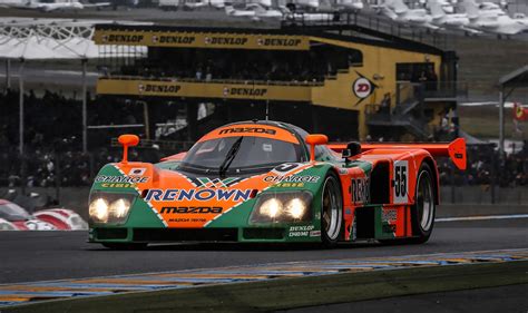 Esploso del modello Mazda 787B in mattoncini con i componenti principali