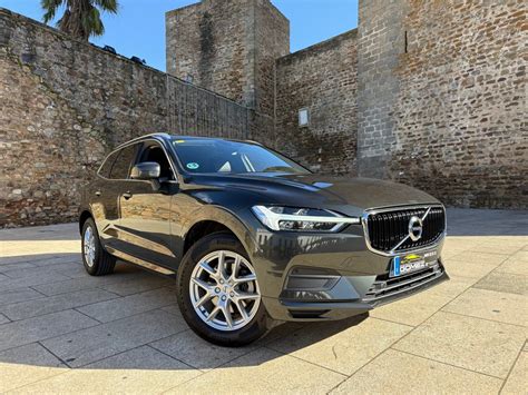 Volvo XC60 Business Plus esterna