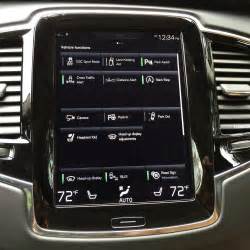 Schermo infotainment Sensus Volvo