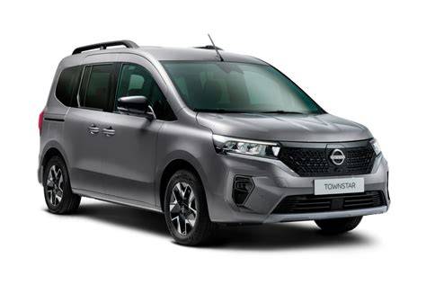 Nissan Townstar Combi in ambiente urbano