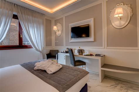 Rendering di una camera d'albergo in stile classico-contemporaneo