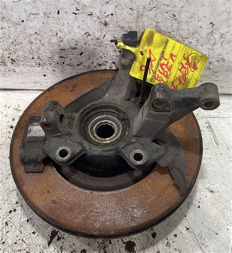 Dettaglio mozzo ruota auto