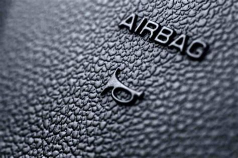 Storia ed evoluzione degli airbag nelle automobili