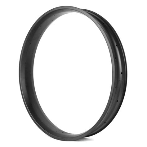 Dettaglio di un cerchio fat bike tubeless ready con profilo senza ganci