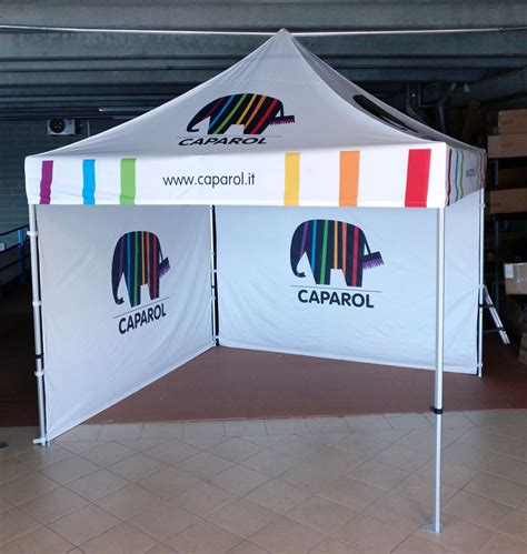Gazebo pubblicitario personalizzato con logo