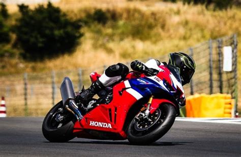 Honda in pista