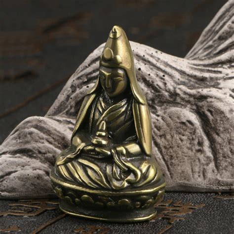 Statua del Bodhisattva Quan Yin