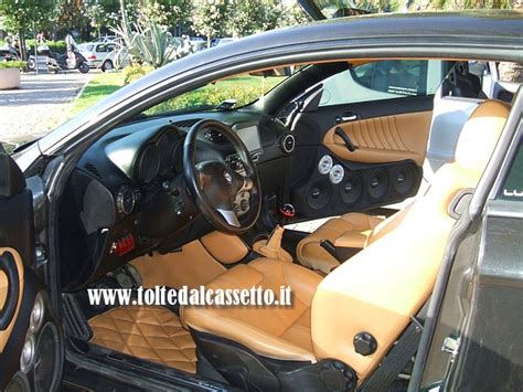 Interni Alfa Romeo GT con pelle