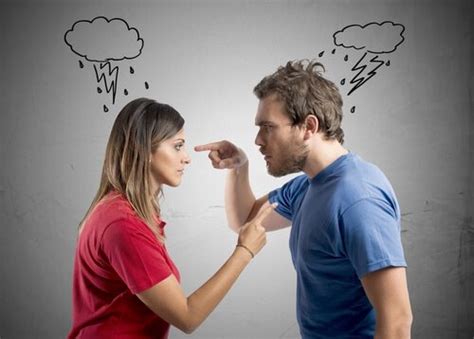 Coppia che discute