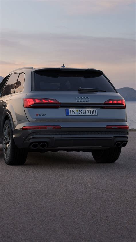 Vista interna del telaio Audi SQ7 con dettagli sui componenti in alluminio