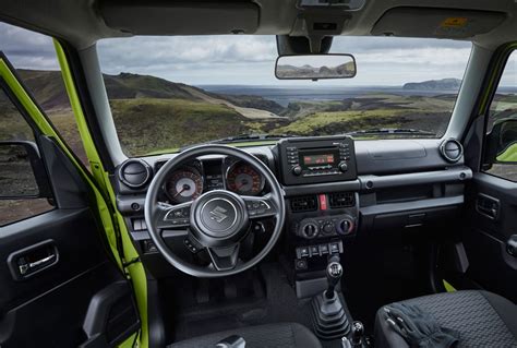 Interni della Suzuki Jimny MATA
