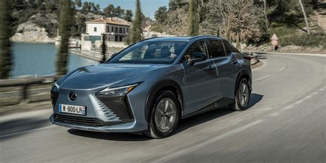 Piattaforma Lexus elettrica