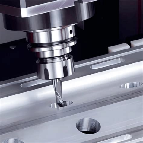 Esempio di lavorazione CNC di un cerchio in alluminio billet