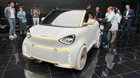 Infografica: Caratteristiche della Smart Fortwo