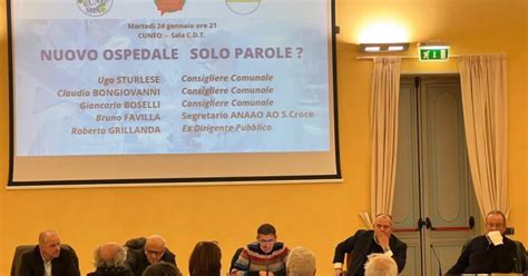 Tabella comparativa dei costi di spedizione per diversi paesi
