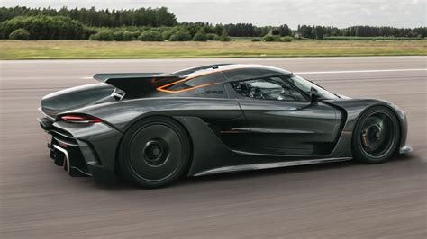Hypercar Koenigsegg Jesko Absolut