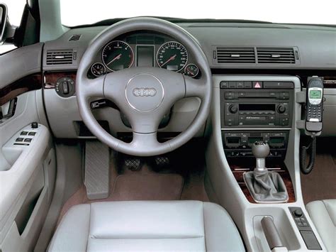 Audi A4 B6 Avant interno