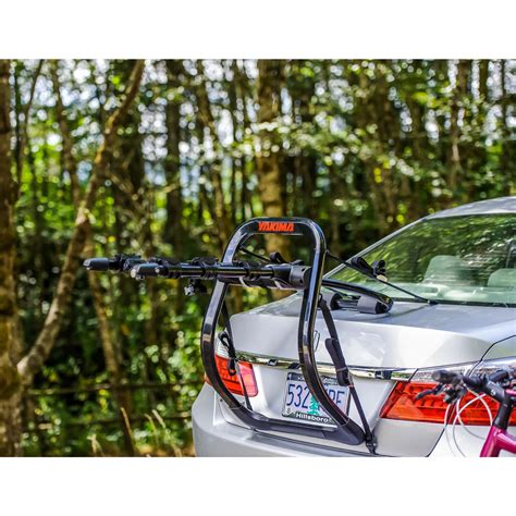 Yakima FullBack 3 montato su una coupé