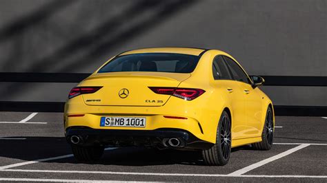 Mercedes-AMG CLA 35 Coupé esterna