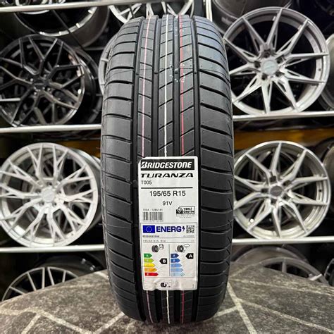 Grafico prestazioni Bridgestone Turanza T005