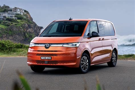 Volkswagen Multivan in movimento