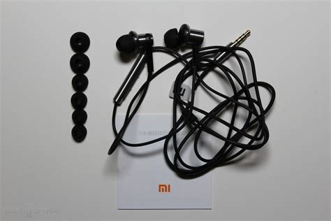 Confezione auricolari Xiaomi Hybrid Dual Drivers