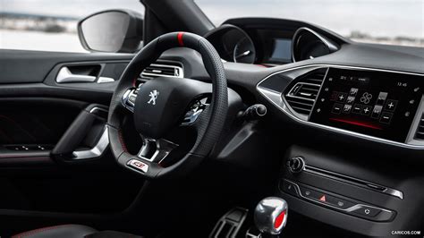 Peugeot 308 GTi interior cockpit