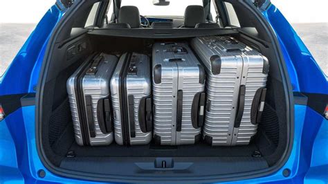 Bagagliaio aperto Opel Astra Sports Tourer