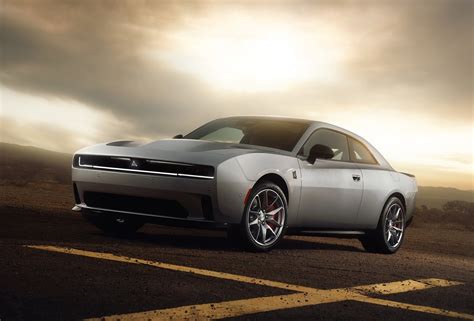 Dodge Charger Daytona elettrica in movimento