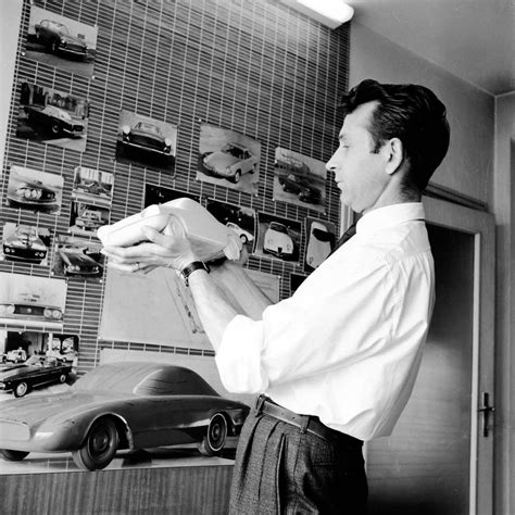 Giovanni Michelotti al lavoro