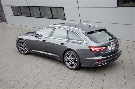 Audi A6 Avant 3.0 TDI quattro S tronic con Pacchetto S Line