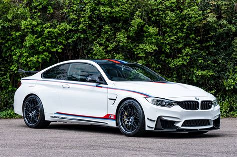BMW M4 DTM Champion Edition in pista