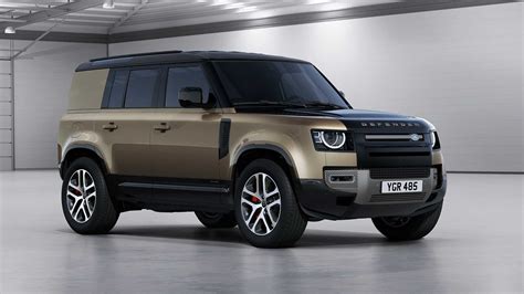 Land Rover Defender Hard Top autocarro N1 in cantiere