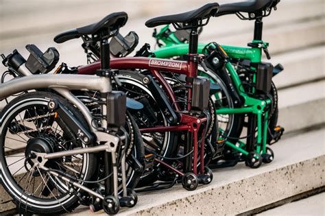 Brompton Electric piegata e in uso