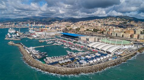 Mercedes-Benz al Salone Nautico di Genova