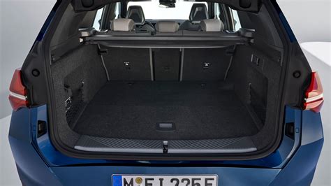 BMW X3 bagagliaio aperto