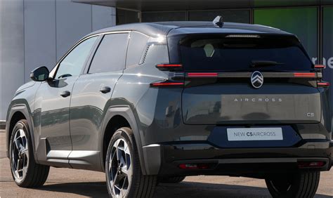 Dettaglio del sistema di propulsione ibrida plug-in della Citroën C5 Aircross