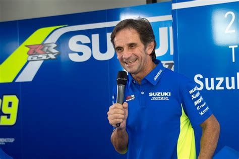 Davide Brivio con la Suzuki MotoGP