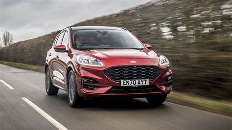 Proprietario soddisfatto con la sua Ford Kuga