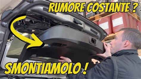 Ladro smonta parti auto