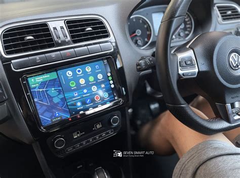 Volkswagen Polo dashboard with Android Auto interface