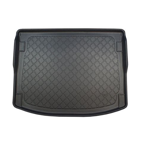 Suzuki S-Cross con vasca baule installata