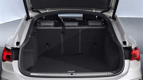 Schema interno bagagliaio Audi Q3 con sedili abbattuti