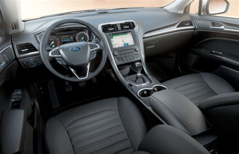 Interni prima generazione Ford Mondeo