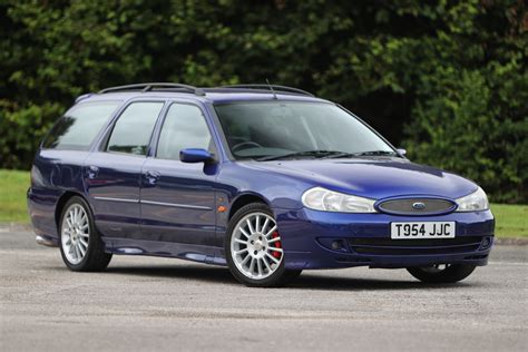 Ford Mondeo ST200 in azione