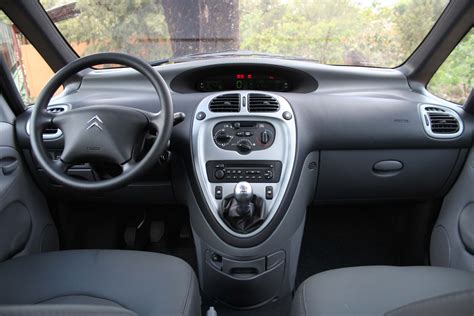 Interni e bagagliaio Citroën Xsara Picasso