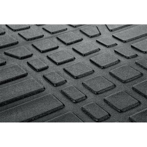 Dettaglio del bordo alto di una vasca baule